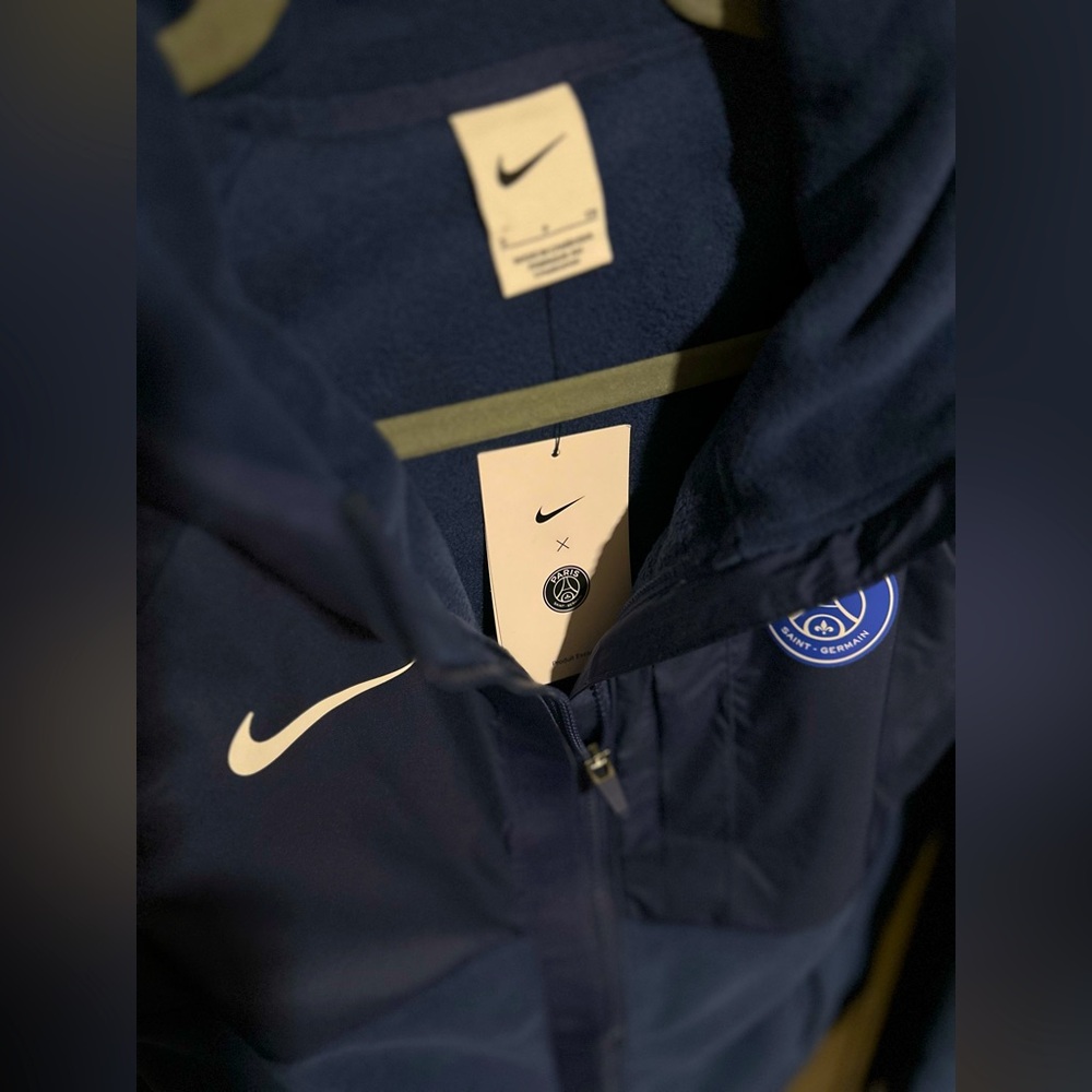 Nike Men’s PSG Paris Saint-Germain FC Soccer Jacket - Blue 22/23 (winterized)